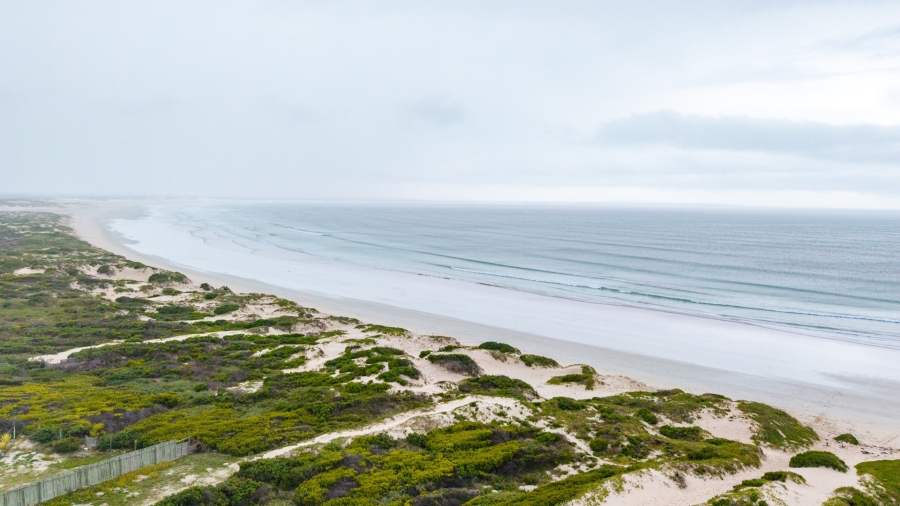 4 Bedroom Property for Sale in Struisbaai Western Cape